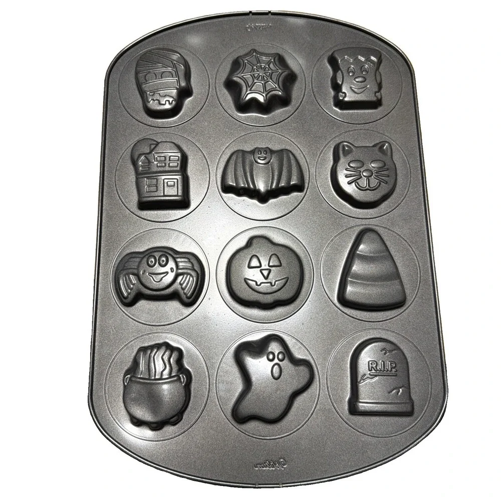 Wilton Halloween Cooking candy Baking mold Pan Sheet Cooking Cat Spider Ghost